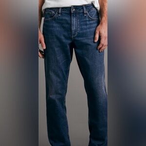 Rag & Bone Men’s Standard Issue Fit 3 Slim Straight Leg Jeans. Size 32